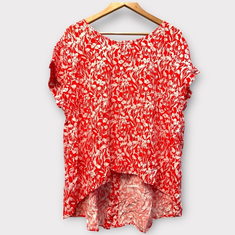 Cynthia Rowley Red White Floral High Low Button Back Blouse Top Womens 2X Rayon